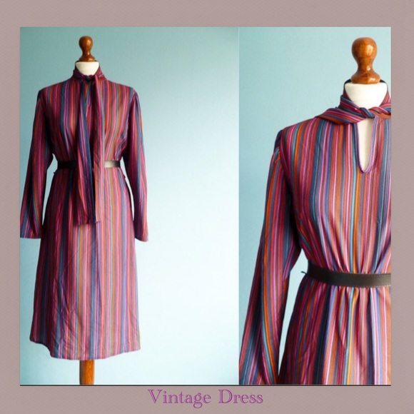 Vintage Dress - Picture 2 of 8